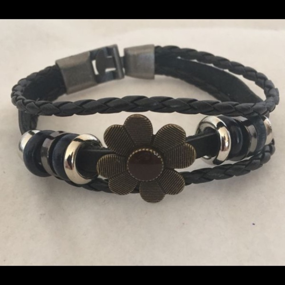 Black unisex braided leather bracelet